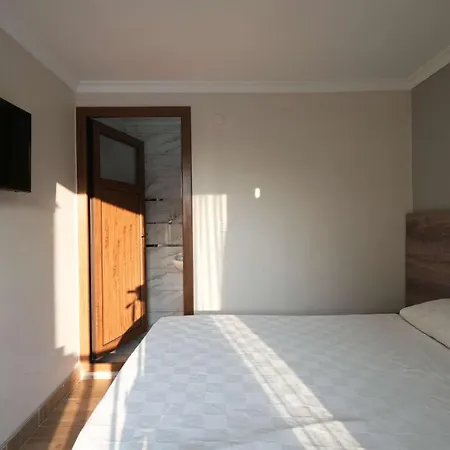 فندق مبيت وإفطار Mut *