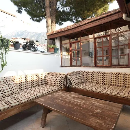 Mut Oda ve Kahvaltı Ölüdeniz